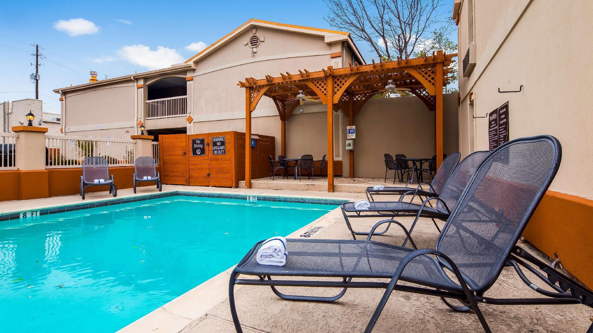 Quality Inn & Suites Dallas-Cityplace Kültér fotó